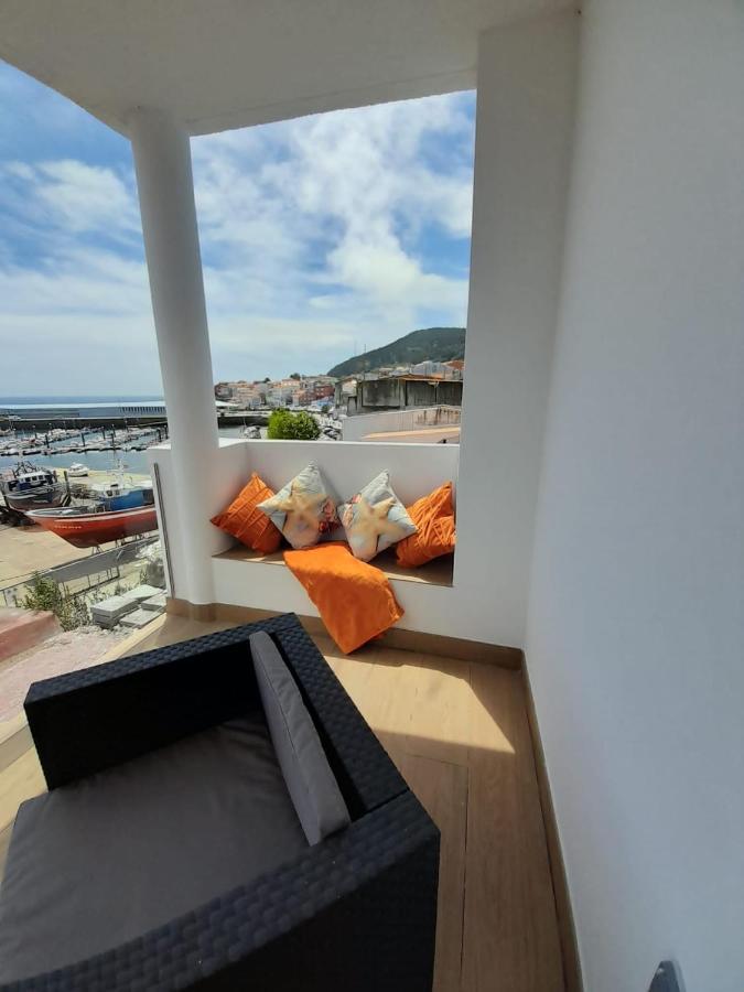 Vista Al Puerto De Ii *
